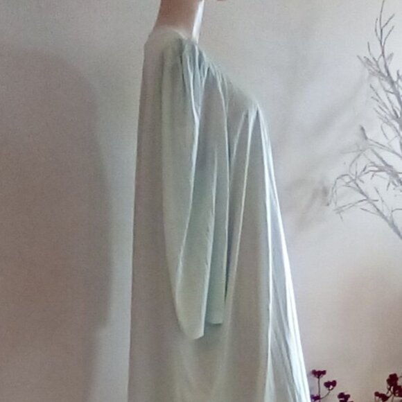 Vtg 80's Vanity Fair Matching Nightgown & Robe Set Lace Trim Nylon Size 3XL Blue - Picture 8 of 8